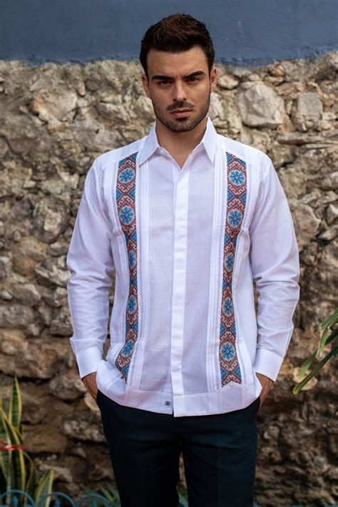 Guayabera De Lino Bordada En Punto De Cruz Mod Ixil Etsy