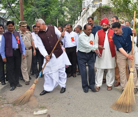 The News Himachal Spread Awareness Towards Cleanliness To Make Swachh