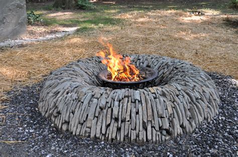 Unique Fire Pits for Any Outdoor Areas – HomesFeed