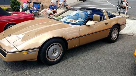 Gold 1986 Chevrolet Corvette