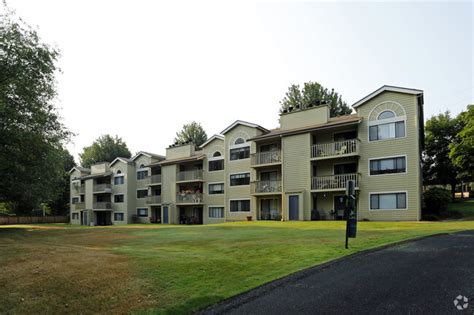 Lawn Courte Apartments Apartments Tacoma Wa