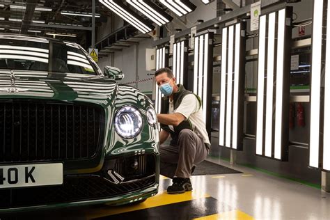 Bentley Is On A Roll Made 40 000 Flying Spur Limousines In 15 Years