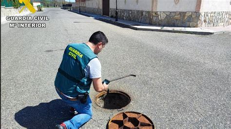 Fallece Un Hombre Atrapado En Una Alcantarilla En Albacete Intentando