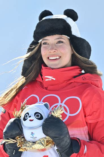 北京五輪のフリ：フリースタイルスキー 谷愛凌（グー・アイリーン） 写真特集：時事ドットコム