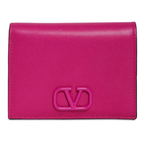 20 Best Wallets For Women 2024