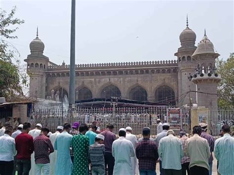 Thousands Offer Eid Ul Fitr Prayers At Mosques In Hyderabad