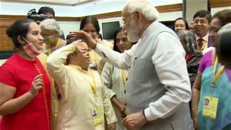 Pm Modi Interacts With Winners Of Nari Shakti Puraskar Awards On The