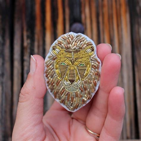 Kit De Broche Lion Broderie Dor Neelamfr