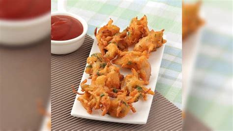 Bhajia Recipe मॉनसून में इस आसान तरीके से बनाएं कुरकुरे भजिया