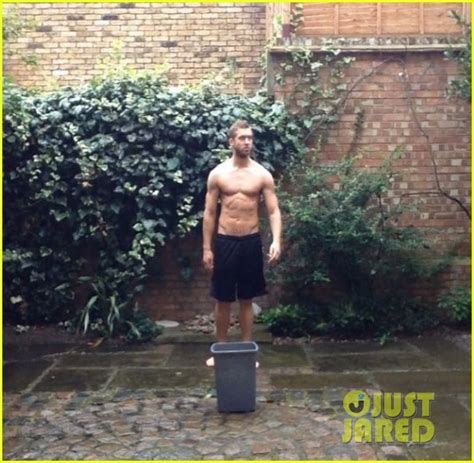 Calvin Harris Is Shirtless Ripped For Als Ice Bucket Challenge Photo