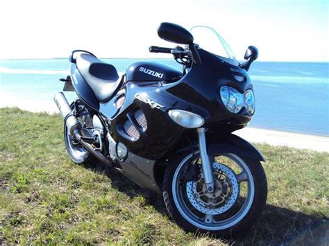 Suzuki Gsx F Bes G Klubbens Fan Mc Hjem