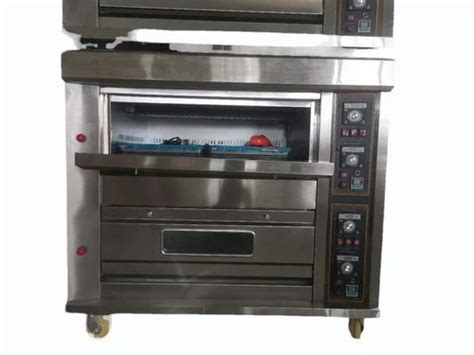 Number Of Decks Double Decks Electric Deck Tray Pizza Oven At Rs