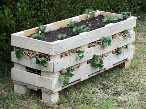 16 Awesome Pallet Garden Planter Ideas For Your Garden