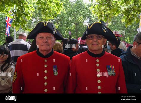 London Uk 2nd Jun 2022 Trooping The Colour Along The Mall The