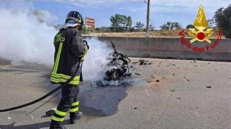 Carovigno Incidente Fra Auto E Motociclista Il Enne Alla Guida