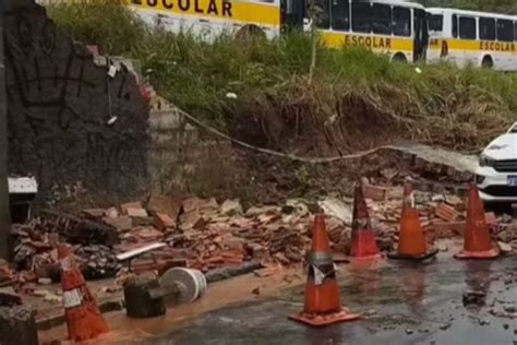 Chuva Causa Alagamentos Em R Pires E Queda De Muro Em S Bernardo