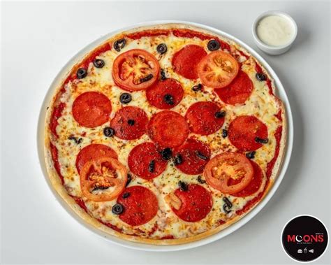 Pepperoni Pizza – Moons Burger