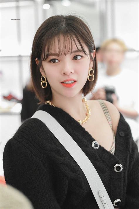 Twice Jeongyeon 191018 Jimmy Choo Event Celebridades Estilos De