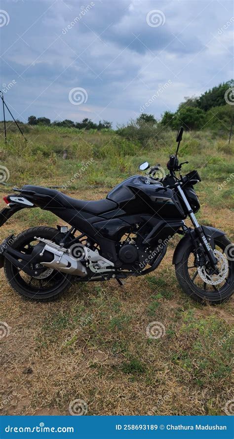 Yamaha Fz v3 bike stock image. Image of yamaha, sports - 258693189