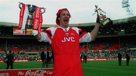 Arsenal Man Utd Mooted As Merson Predicts Pl Title Winners Snubs