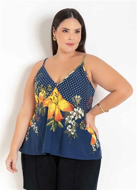 Blusa Floral Marinho Ampla Plus Size Marguerite