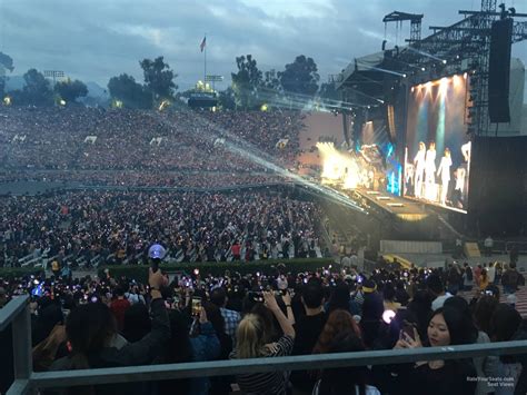 Section 21 At Rose Bowl Stadium