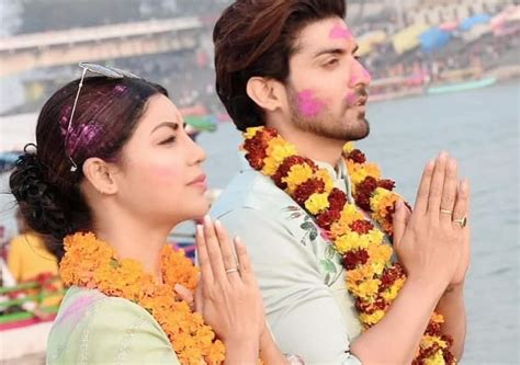 Debina Bonnerjee Gurmeet Choudhary At Ram Mandir टीवी के राम सीता उर्फ