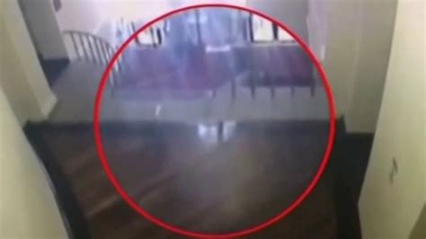 Watch Al Rojo Vivo Highlight Captan Supuesto Fantasma De Mujer En Congreso De Colombia