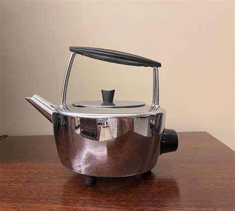 Vintage British Kettle Tv And Home Appliances Kitchen Appliances