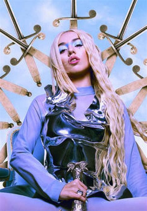 Image Gallery For Ava Max Kings Queens Music Video Filmaffinity