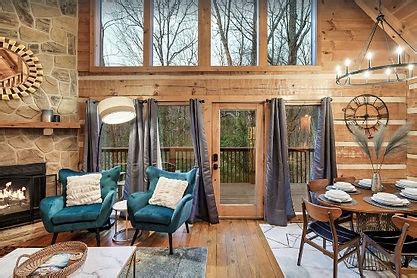 Top Gatlinburg Pet Friendly Cabins | Smoky Mountain Pet Friendly Cabins & Chalets | SmokyMountains