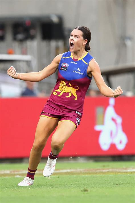 Brisbane Lions Aflw On Twitter Celebrate If Its Your Birthday Your Day Soph 🎉