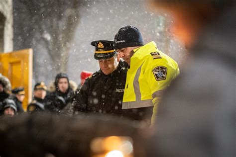 Drame à Laval Justin Trudeau participe à une veillée à la mémoire des