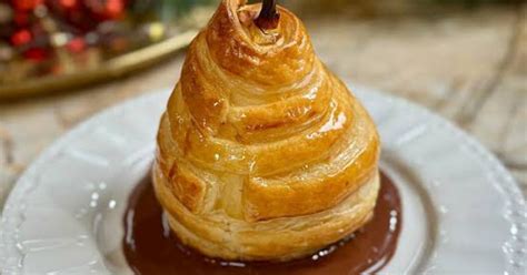 Poire Feuillet E Sauce Chocolat De Cyril Lignac Pas Pas Et En