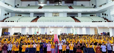 Kick Off MBKM 2023 Undana Lepas 1712 Mahasiswa UNDANA KUPANG