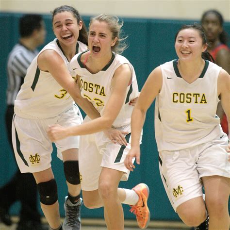 Costa girls win defensive battle for hoops win - Easy Reader News