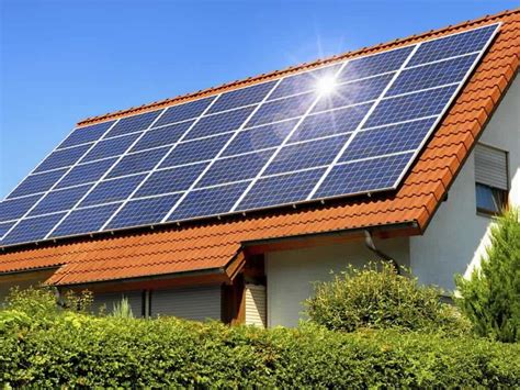 5 Best Solar Panels For An Indian Household 2021 | Vhil India