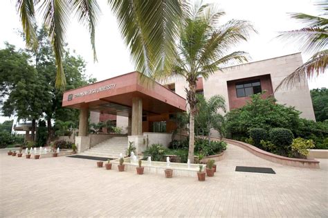 Dharmsinh Desai University | Home