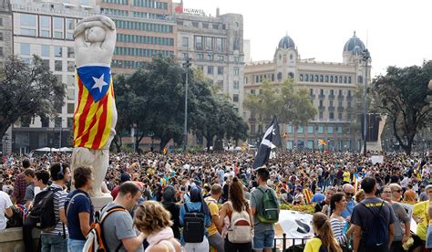 Protests Break Out In Spain As Catalan Separatists Get Dealt Hefty