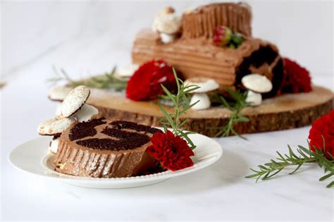 Chocolate Espresso Buche De Noel - Joy + Oliver