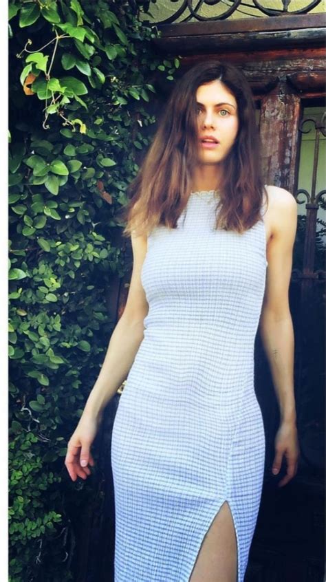 Flaunt Your Hot Legs In Thigh High Slit Dresses Like Alexandra Daddario Iwmbuzz