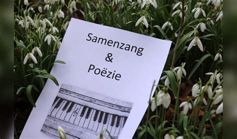 Samenzang Met Po Zie In De Kerk Op T Kip Maatschappij