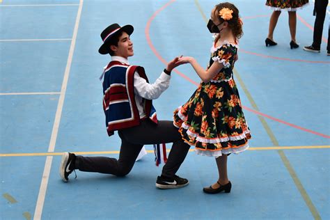 Muestra y campeonato de Cueca 2022 14 Colegio Alemán