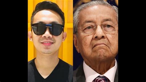 HIDUNG TUN DR MAHATHIR BERDARAH SELEPAS DIGASAK LETAK JAWATAN SEBAGAI