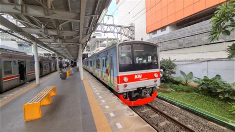 NAIK KERETA API KRL MALAM JAKARTA BOGOR YouTube