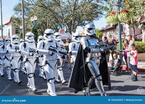 Soldados De Caballer A De Tormenta De Star Wars En Los Estudios Del S