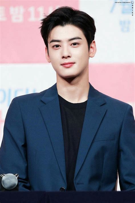 These 10 Male K Pop Idols Were Ranked The Most Naturally Beautiful In