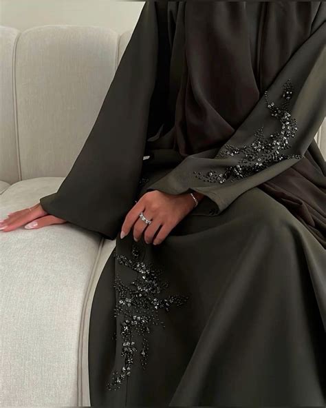 Pin By On Abayas Abayas Fashion Abaya Fashion Elegant Fashion