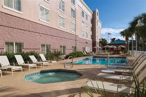 Embassy Suites Destin Avr Realty Company