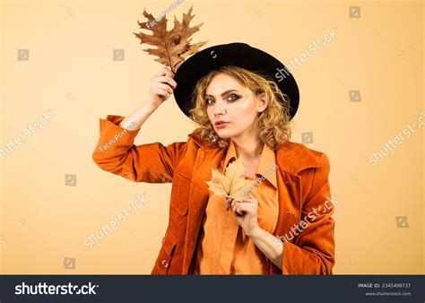 374 Fall Skincare Black Women Images Stock Photos Vectors Shutterstock